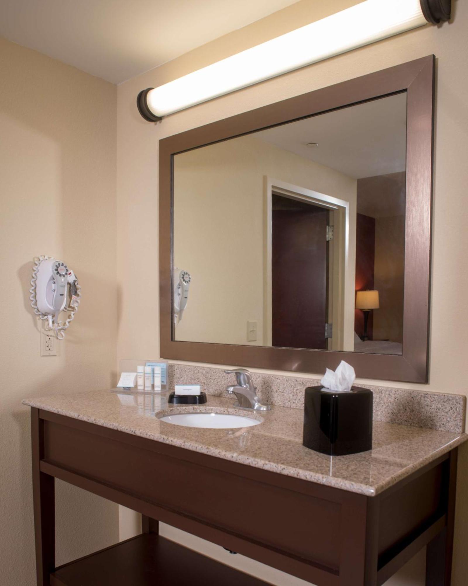 Hampton And Woodstock, Virginia Hotel